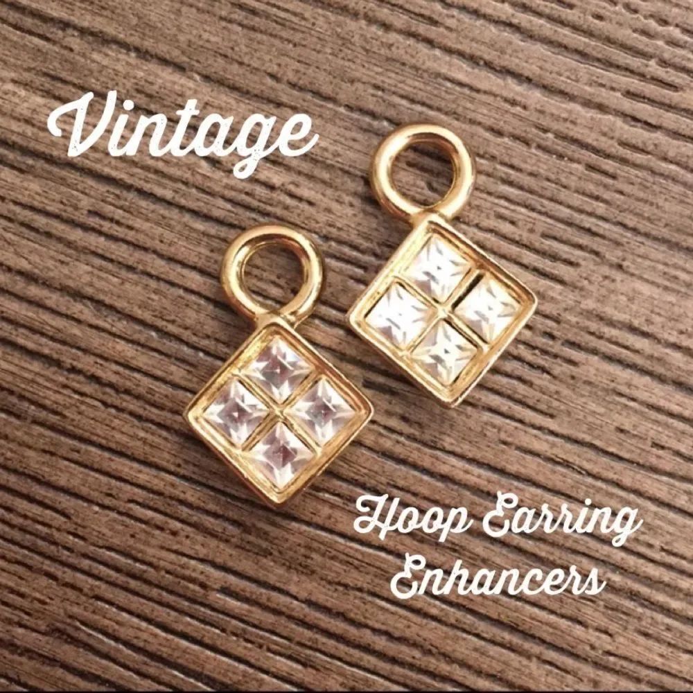 Goldtone Square Cut Rhinestone Earrings Charms